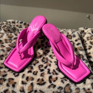 Chic Pink Sandals by Cucu M